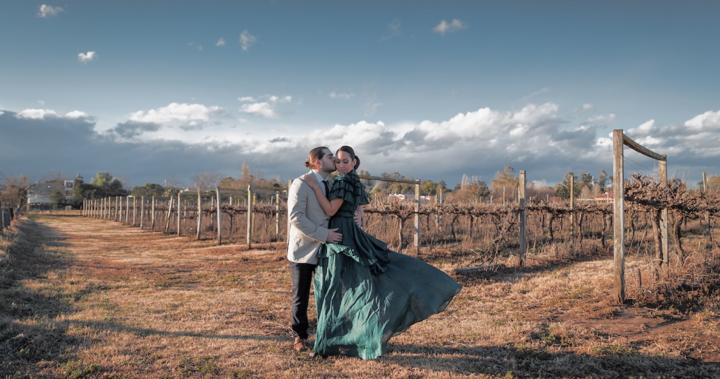 capture breathtaking landscape wedding photography